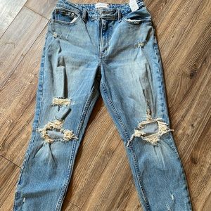 Abercrombie high rise curve love mom jean